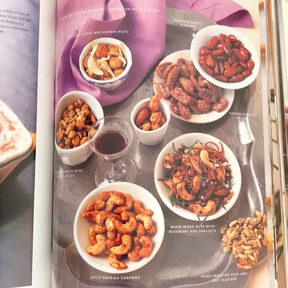 Martha Stewartโs Hors Dโ Oeuvres Handbook /๐HP๐ - Picture 4 of 8